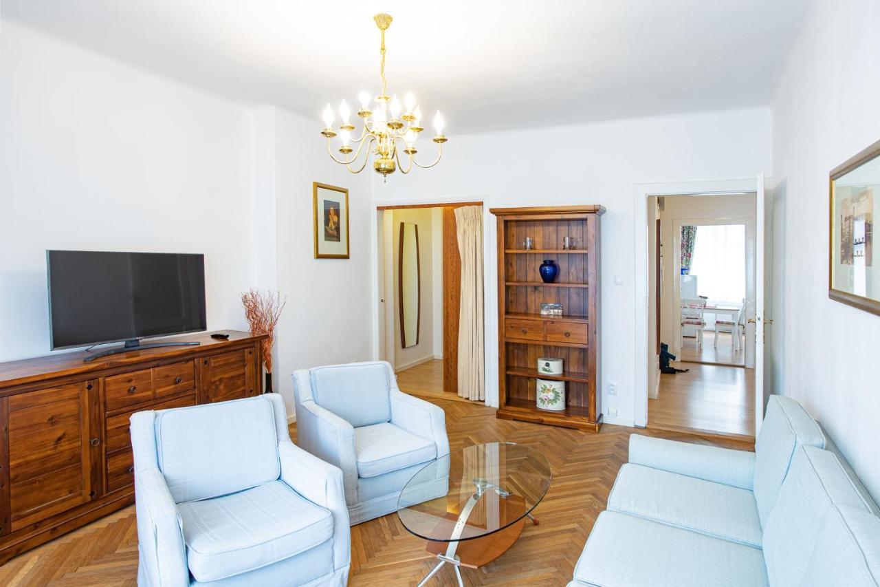 Melissa Apartments カルロヴィ・ヴァリ エクステリア 写真