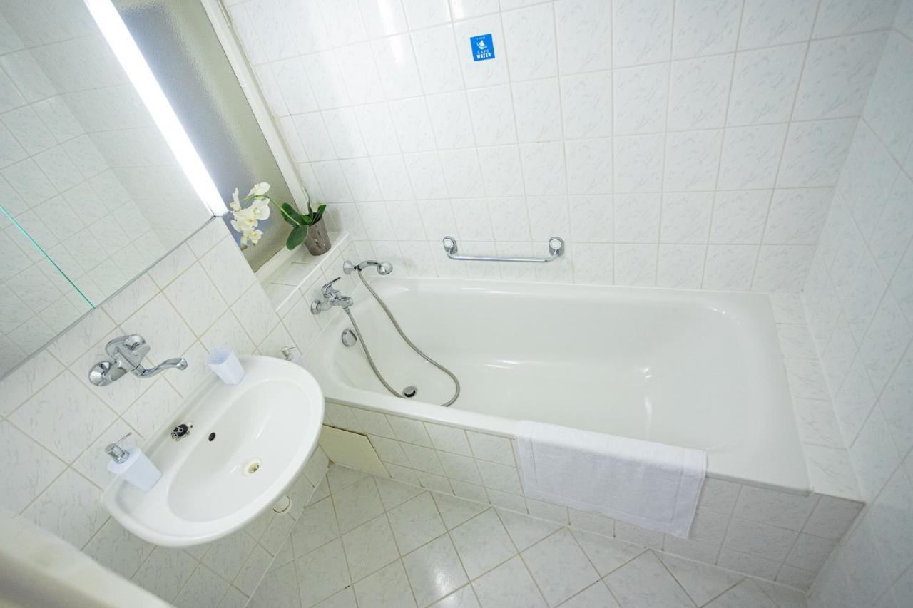 Melissa Apartments カルロヴィ・ヴァリ エクステリア 写真