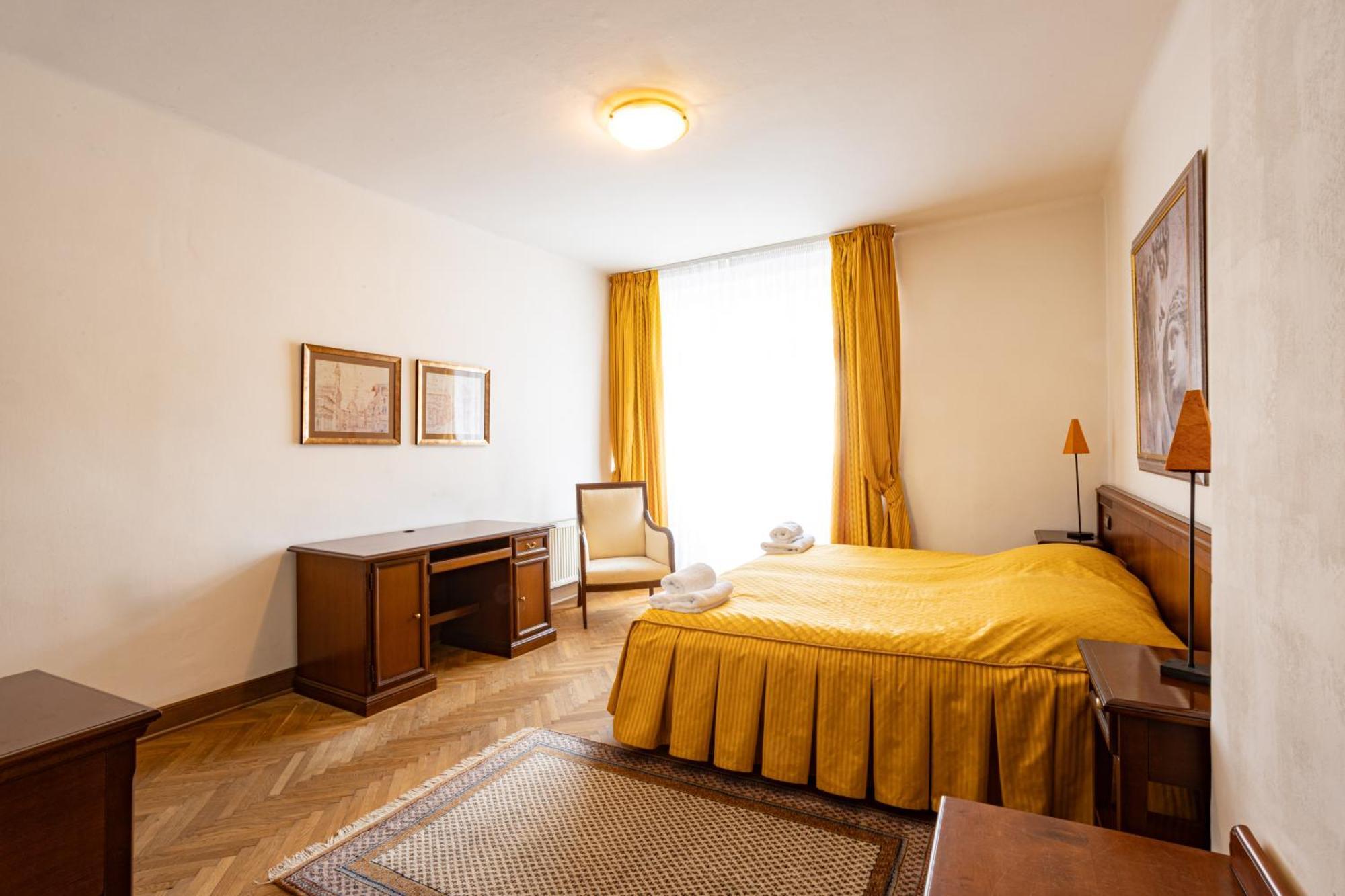 Melissa Apartments カルロヴィ・ヴァリ エクステリア 写真