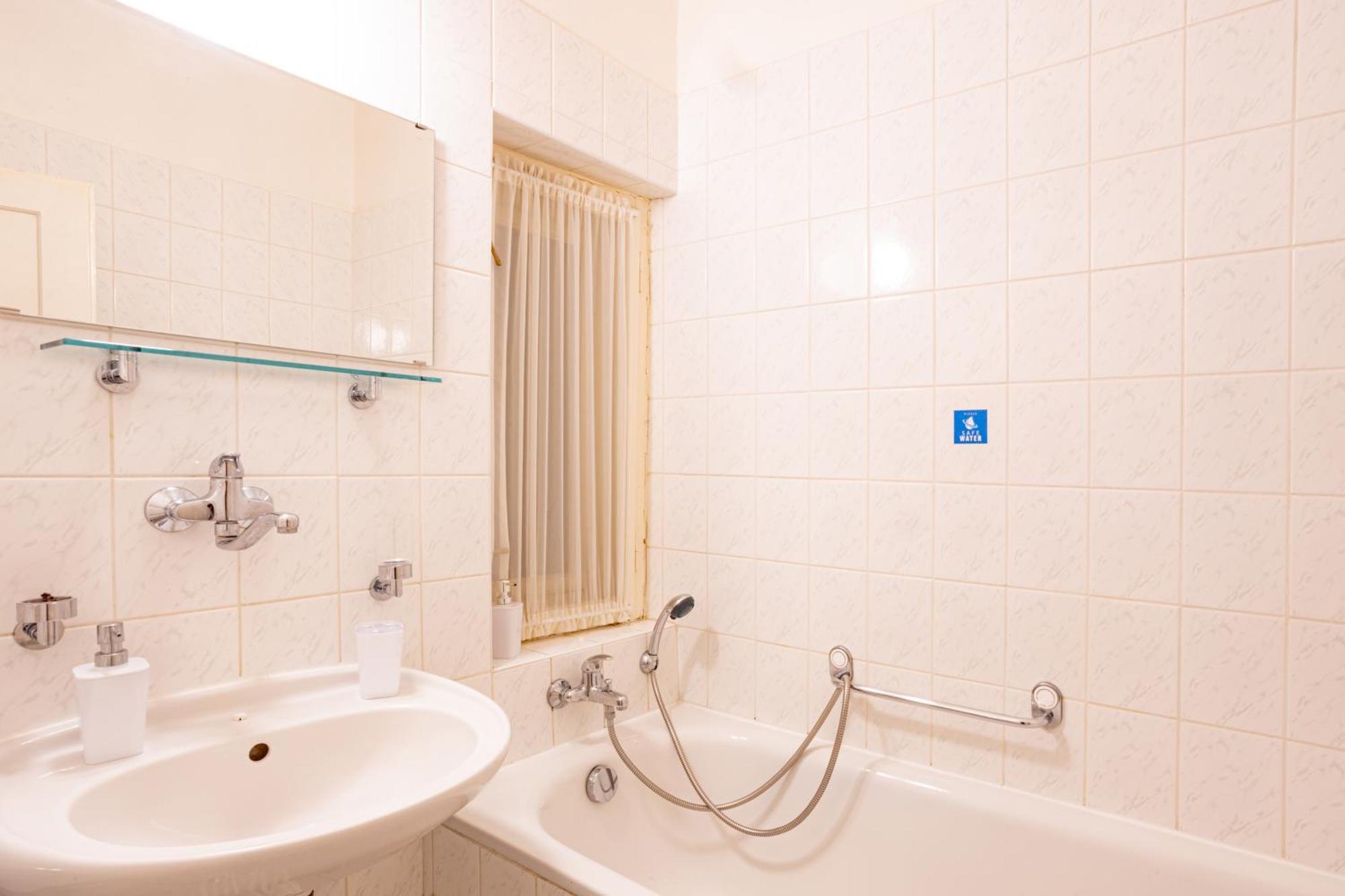 Melissa Apartments カルロヴィ・ヴァリ エクステリア 写真